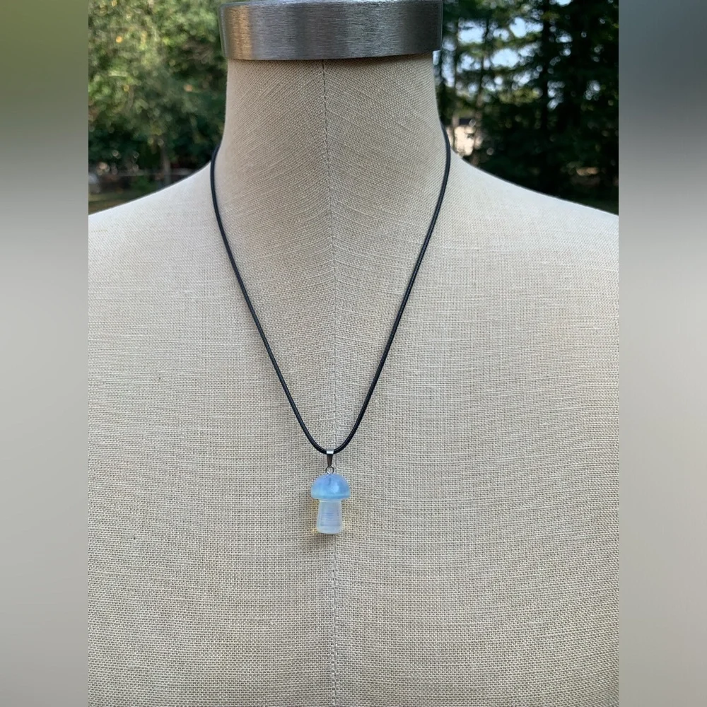 Handmade Genuine Stone Mushroom Amulet Necklace - Picture 4 of 12